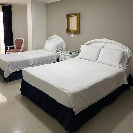 호텔 스위트 산타 로사 산타 로사 데 카발 외부 사진